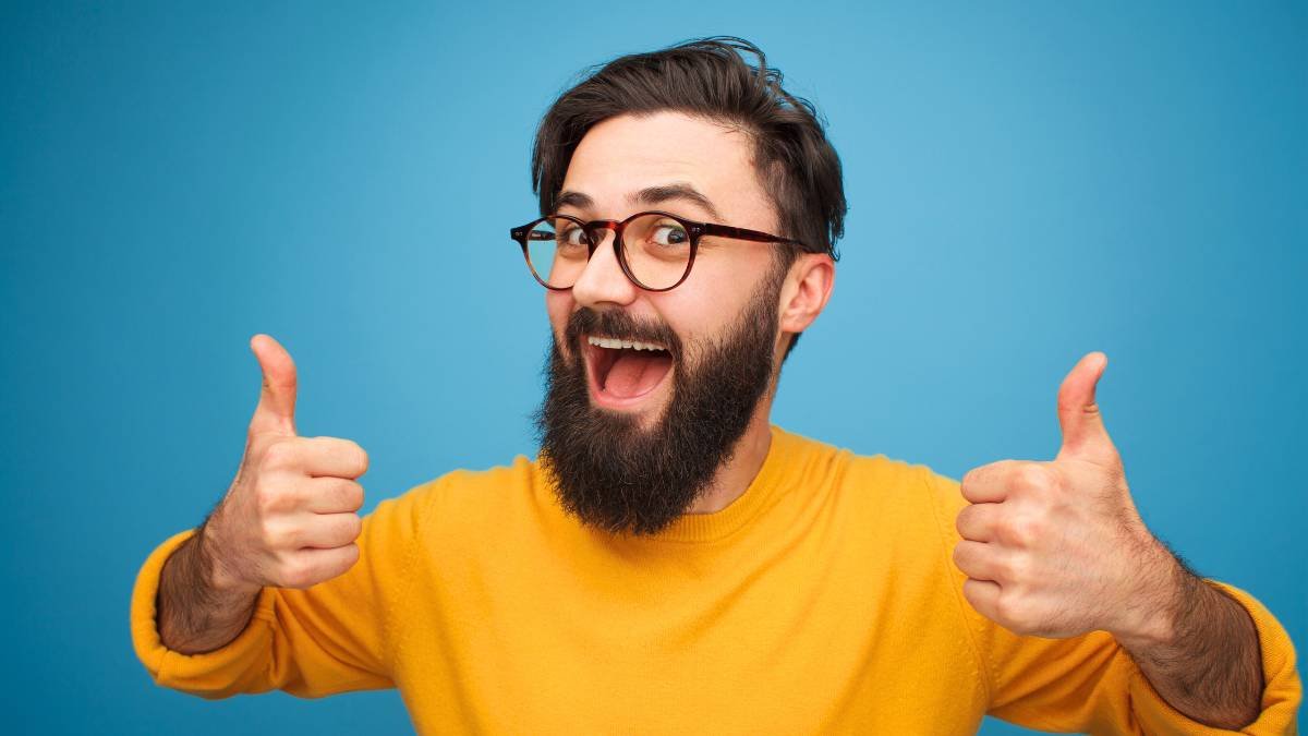 comparateur de prêt personnel - homme pouces levés